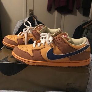 Nike SB Sand Castle Low Size 10 Mens Sneakers